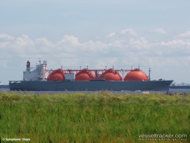 Symphonic-Breeze - Lng Tanker vessel