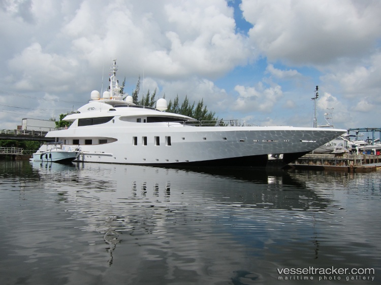 Azteca - Service Ship vessel