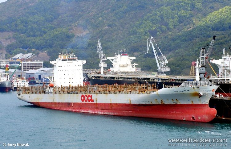 Oocl-Zhoushan - Container Ship