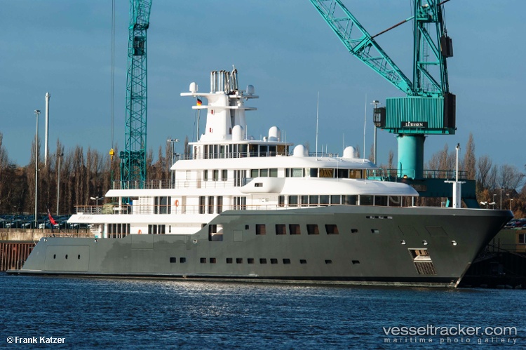 Ice - Service Ship vessel