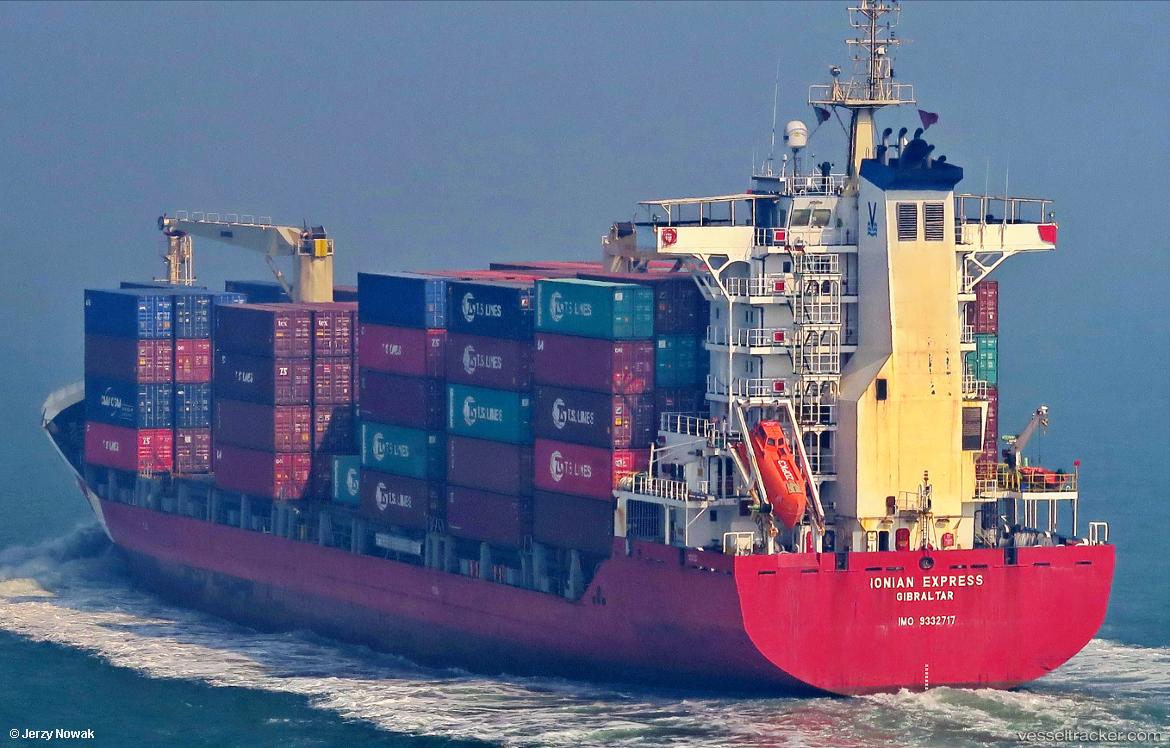 Lila-Canada - Container Ship vessel