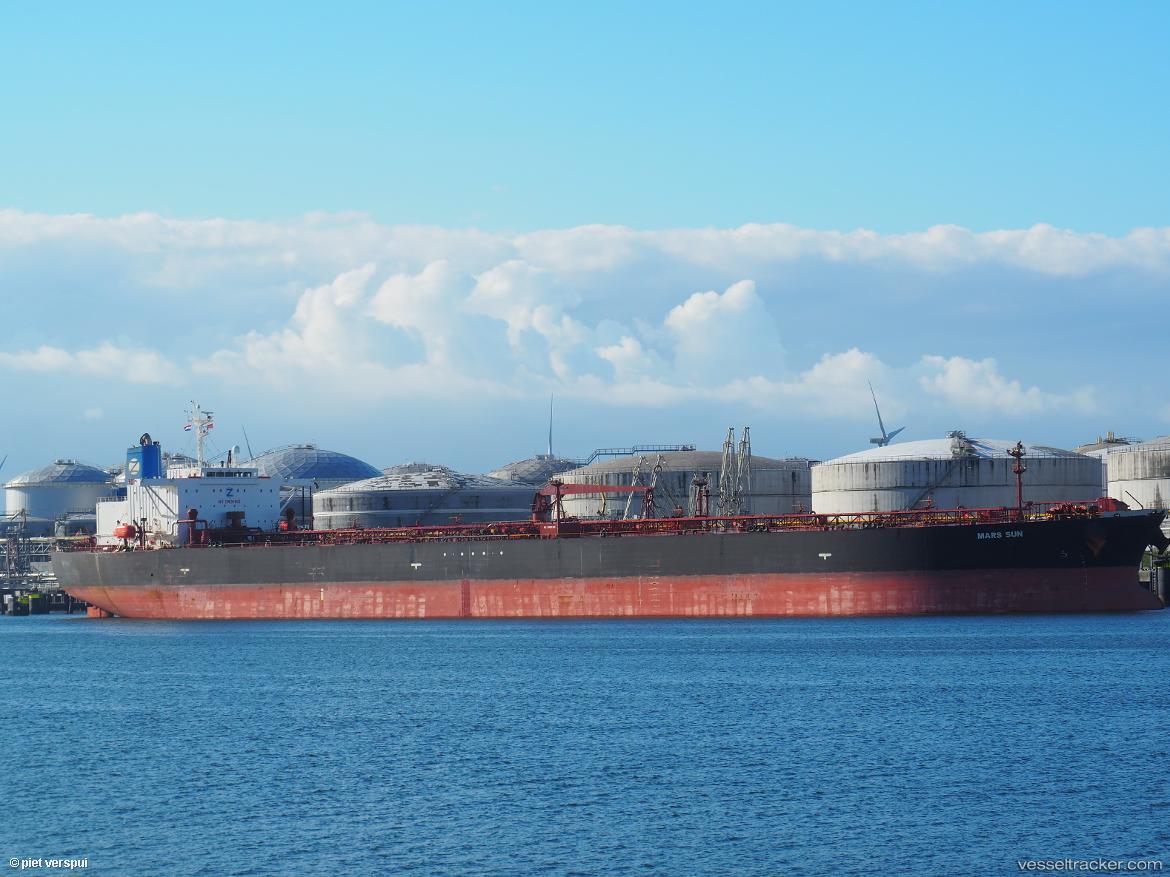 Aqua-Titan - Crude Oil Tanker vessel