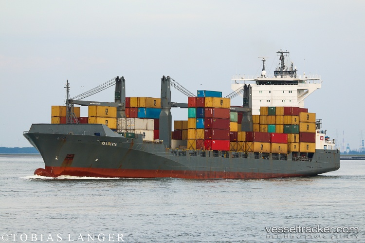 Valdivia - Container Ship vessel
