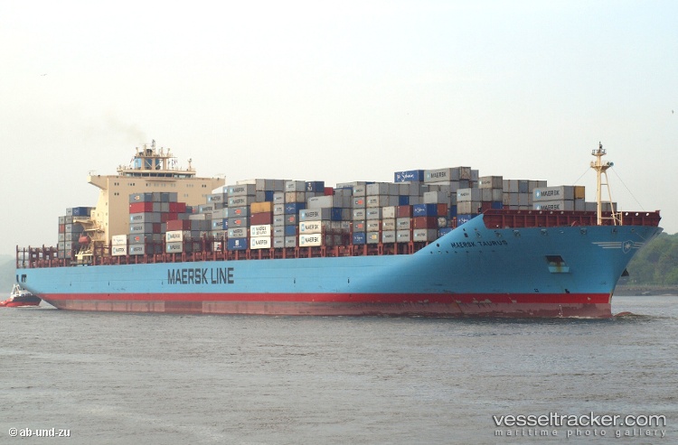 Maersk-Taurus - Container Ship vessel