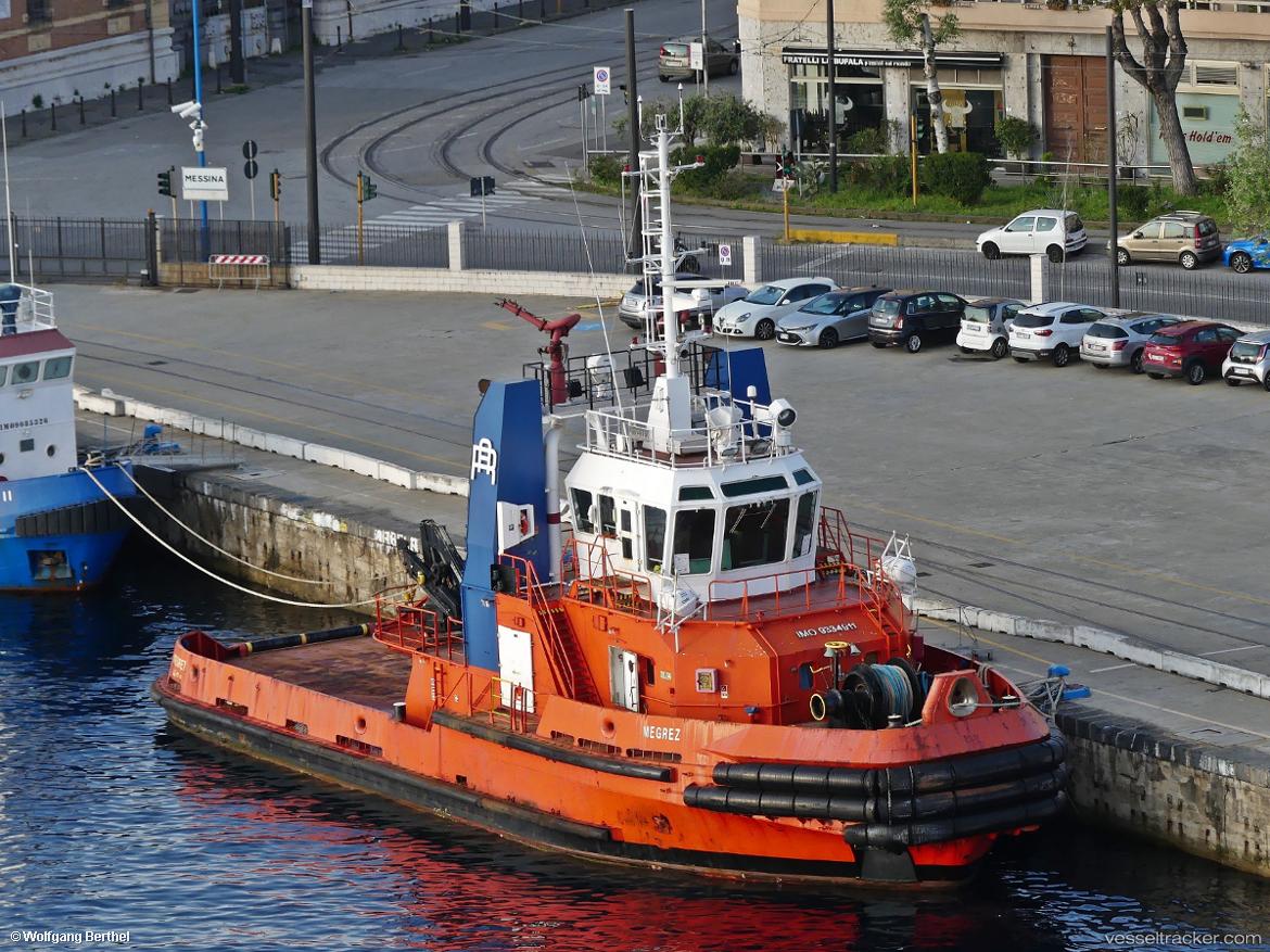 Megrez - [tug.salvage_tug]
