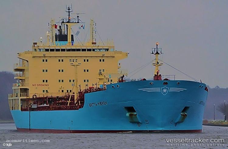 Om-Singapore - Chemical Oil Products Tanker