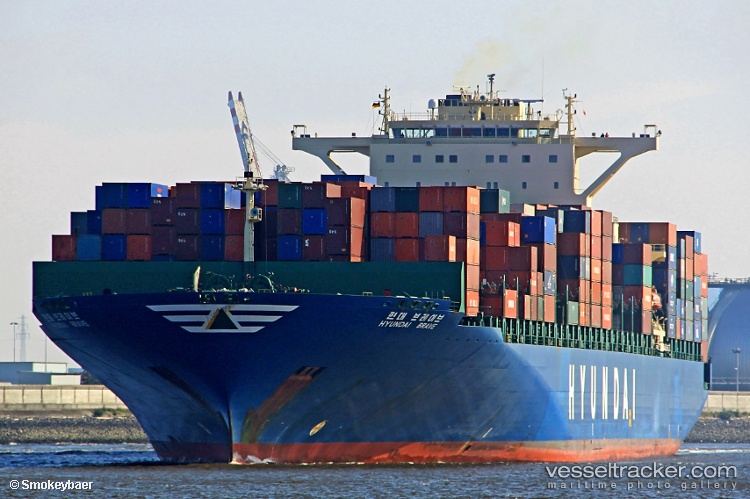 Hyundai-Brave - Container Ship vessel