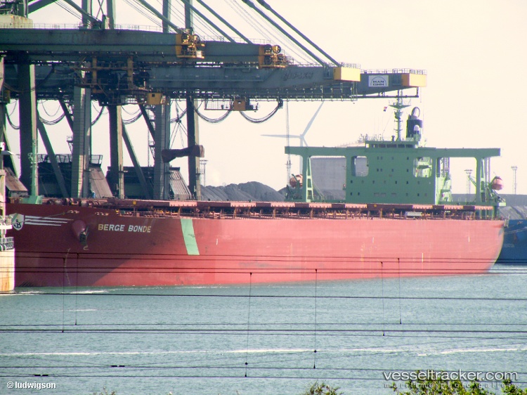 Cape-Merlin - Ore Carrier vessel