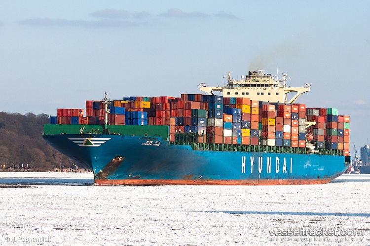 Hyundai-Force - Container Ship vessel