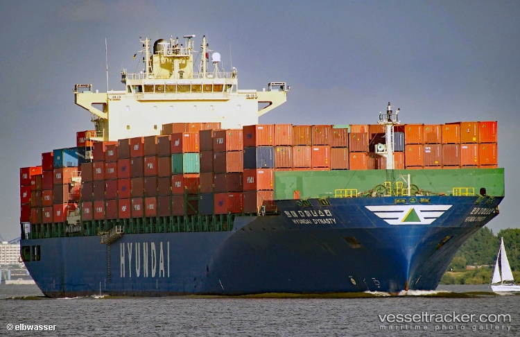 Hyundai-Dynasty - Container Ship vessel