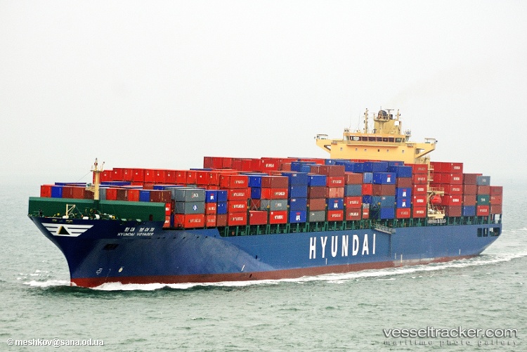 Hyundai-Voyager - Container Ship vessel