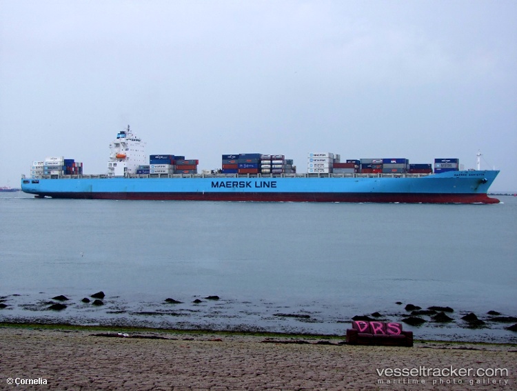 Long-Beach-Express - Container Ship vessel
