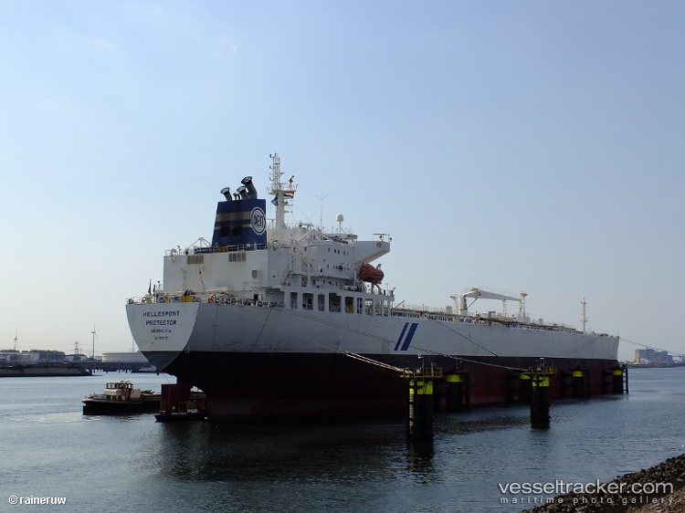 Hellespont-Protector - Crude Oil Tanker vessel