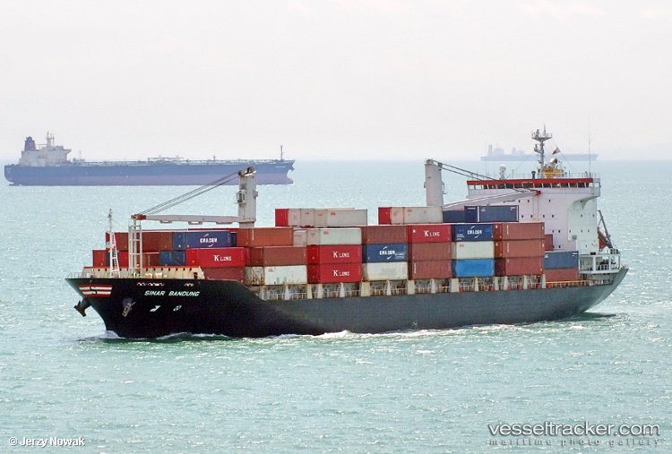 Sinar-Bandung - Container Ship vessel