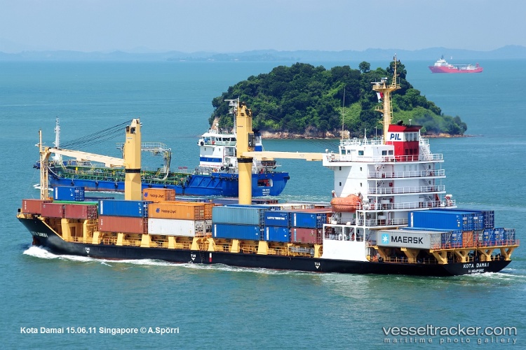 Selatan-Damai - Container Ship vessel