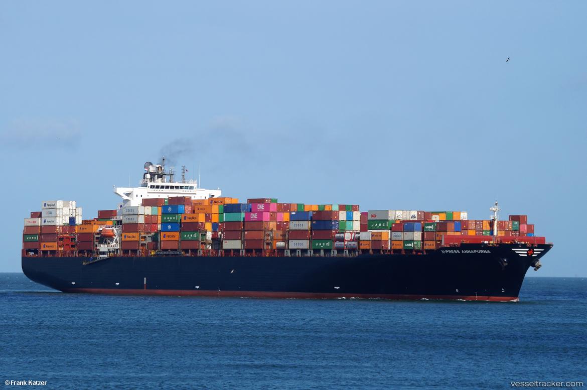 Hakuna-Matata - Container Ship vessel