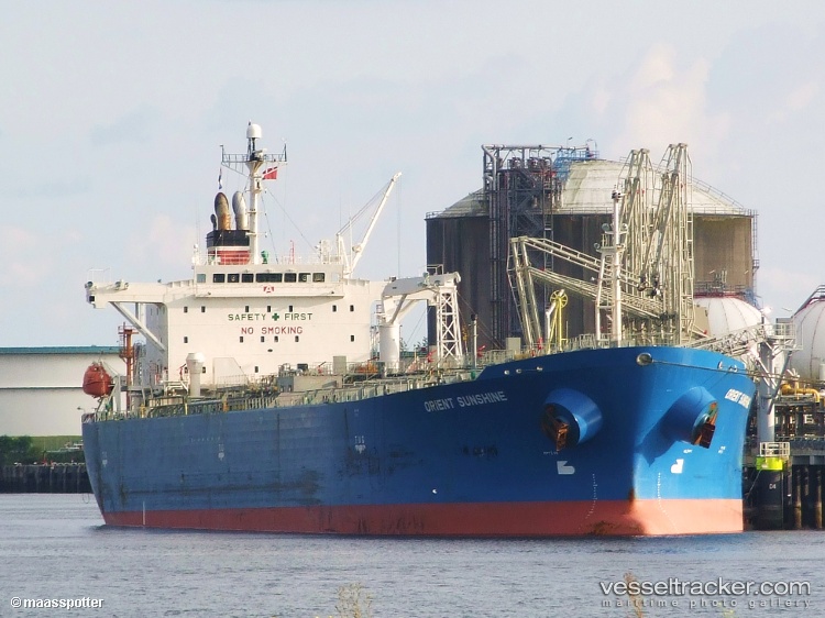 Anhona - Oil Products Tanker vessel