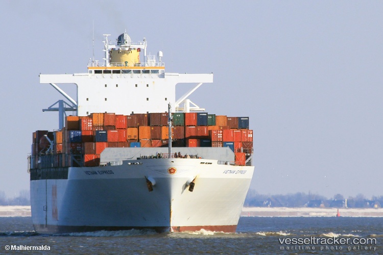 Oocl-Italy - Container Ship