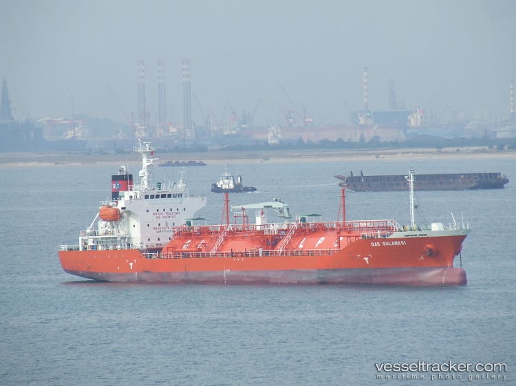 Gas-Lombok - Lpg Tanker vessel