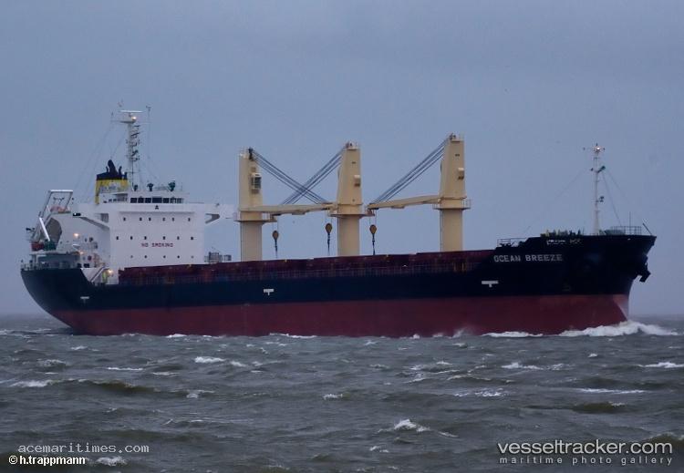 Ocean-Breeze - Bulk Carrier