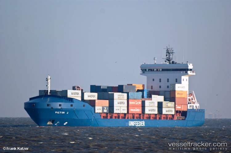 Vivienne-Sheri-D - Container Ship vessel