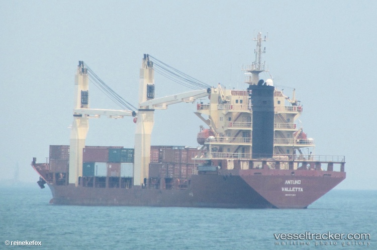 Meratus-Pariaman - Multi Purpose Carrier
