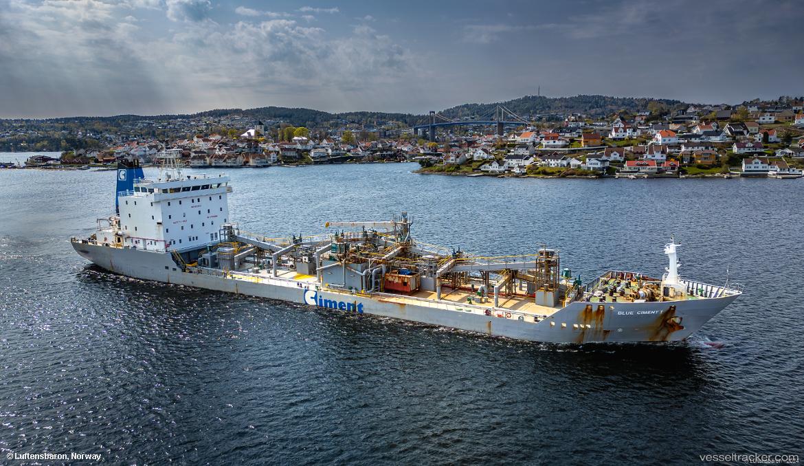 Blue-Ciment-1 - Cement Carrier vessel