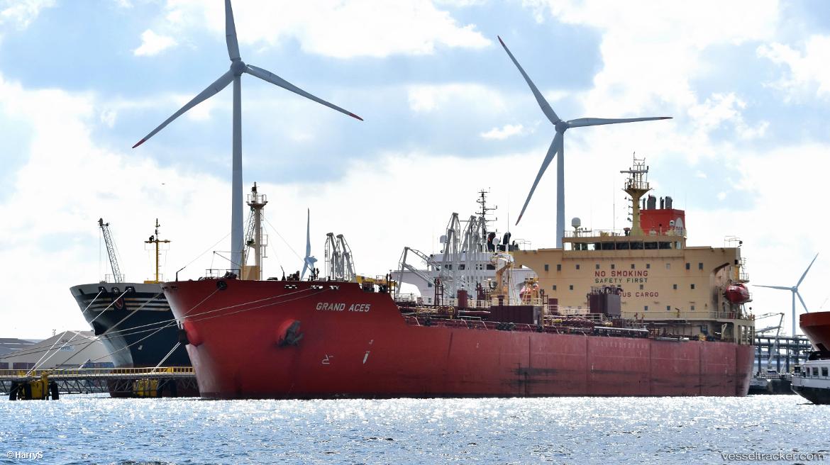 Sino-Wisdom - Chemical Oil Products Tanker vessel