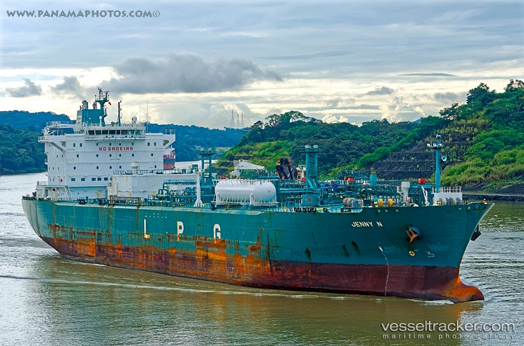 Tokyo - Lpg Tanker vessel