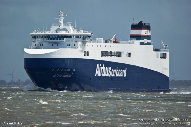 City-Of-Hamburg - Ro Ro Cargo Ship vessel