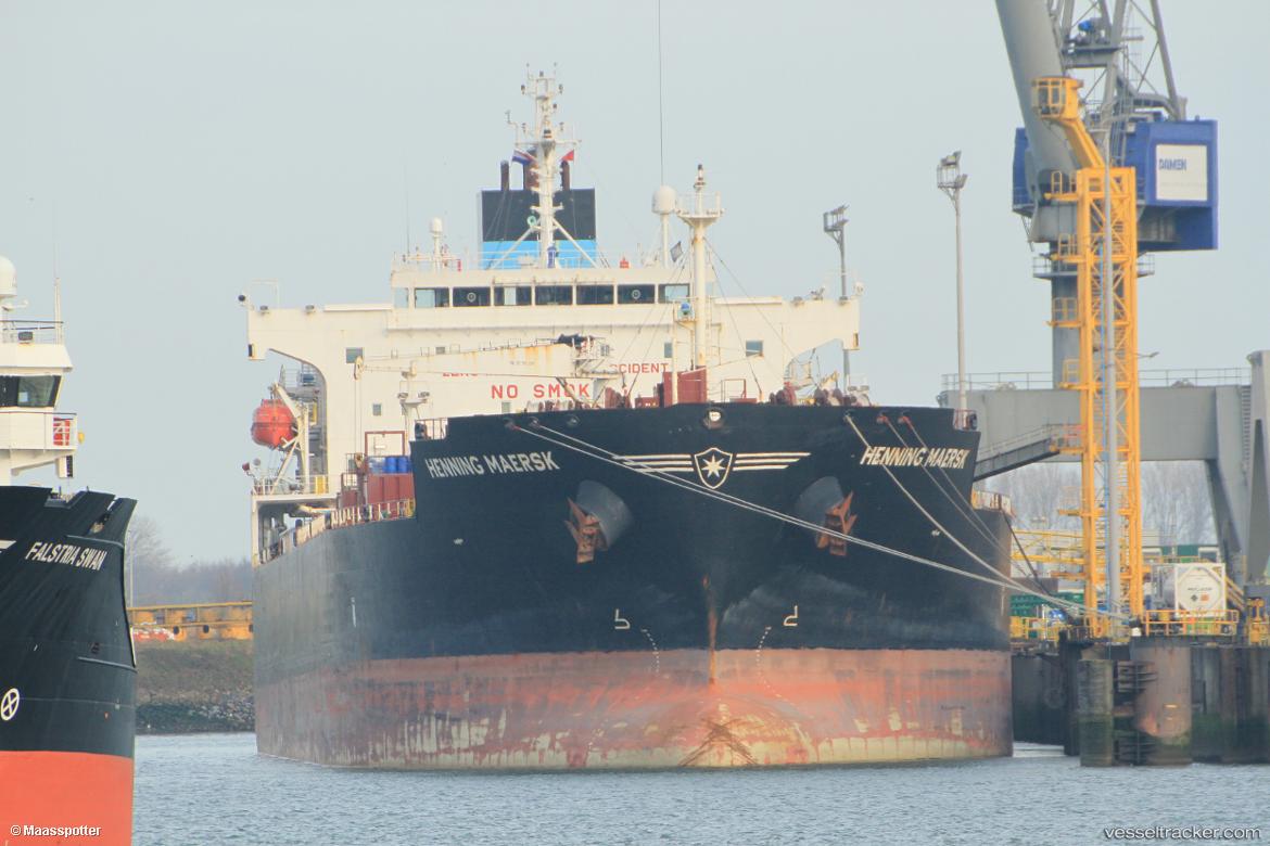 Henning-Maersk - Chemical Oil Products Tanker vessel