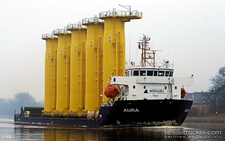 Aura - Heavy Load Carrier vessel