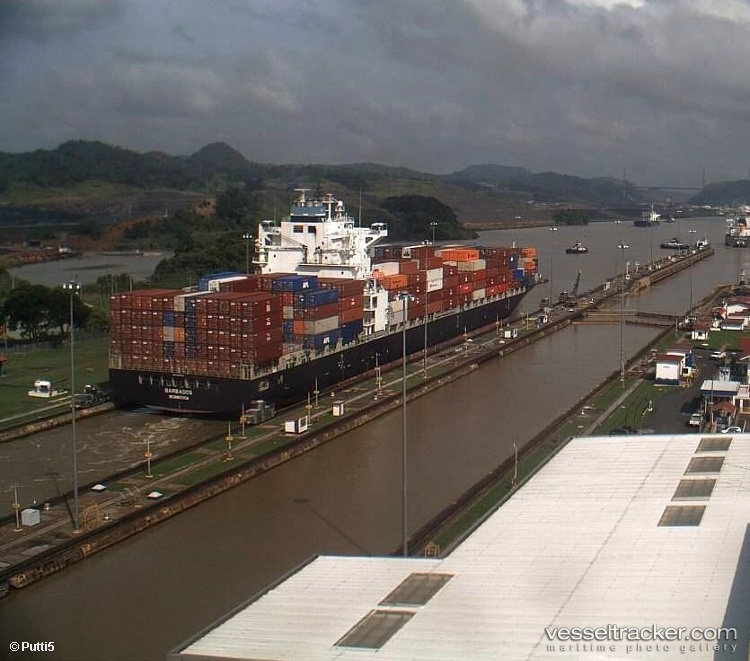 Sm-Qingdao - Container Ship vessel