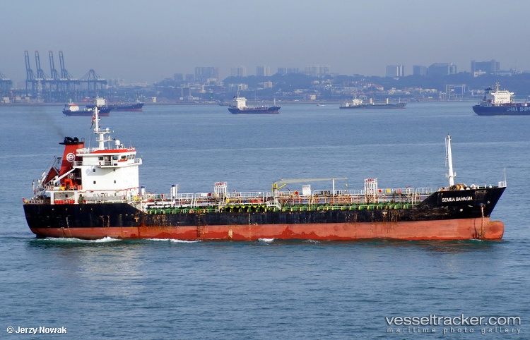 Sriyuliani - Oil Products Tanker vessel