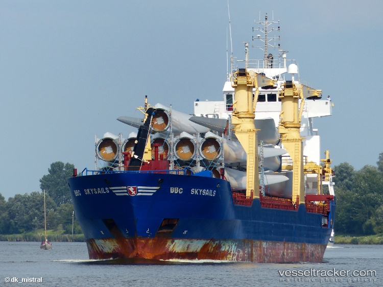 Onego-Deusto - Multi Purpose Carrier