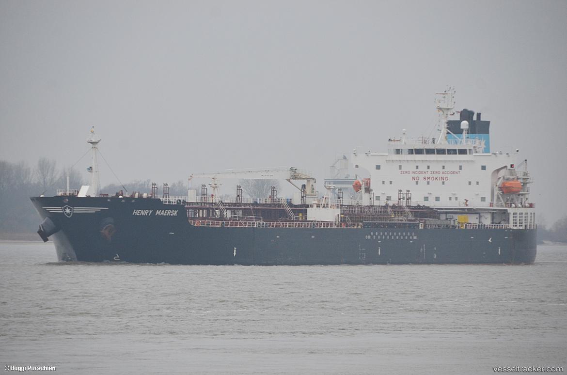 Henry-Maersk - Chemical Oil Products Tanker vessel