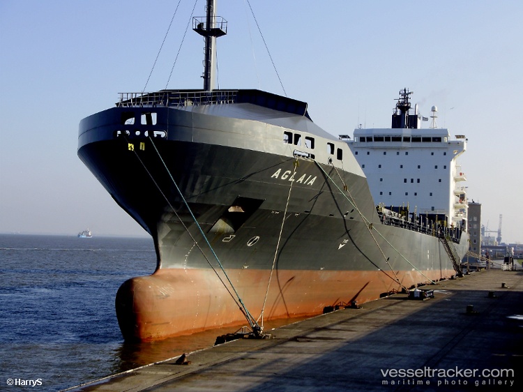 Neokastro - Container Ship vessel