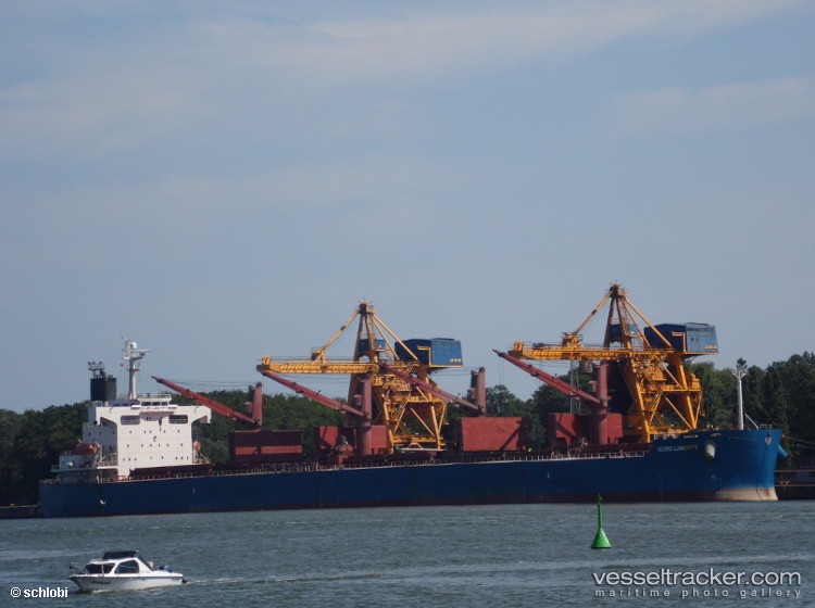 Globe-Trinco - Bulk Carrier vessel