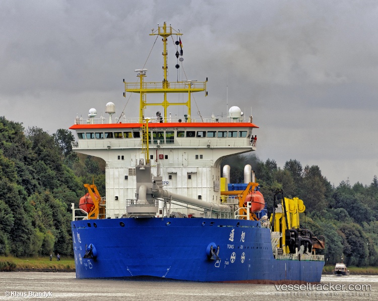 Tong-Xu - Hopper Dredger vessel