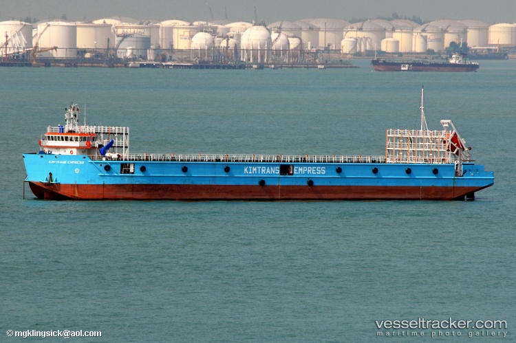 Pekan-Berau - Deck Cargo Ship vessel