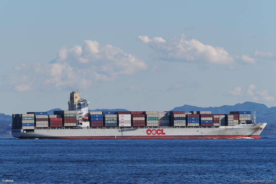 Oocl-Savannah - Container Ship