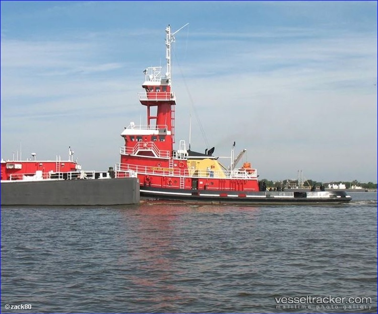Osprey - Pusher Tug