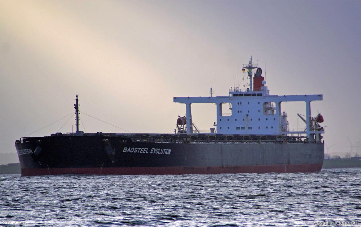 Xin-Hai - Ore Carrier vessel