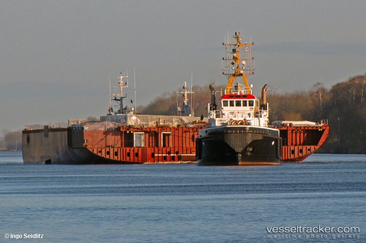 En-Avant-20 - Tug vessel