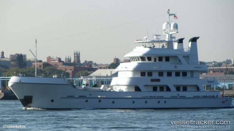 Friendly-Confines - Service Ship vessel