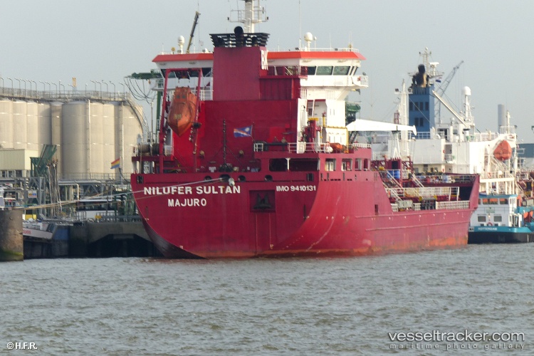Aviva - Chemical Oil Products Tanker vessel