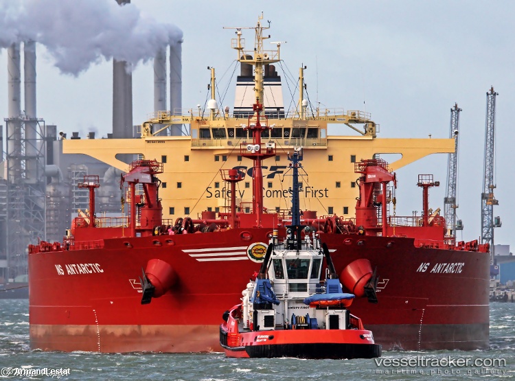Antarktika - Crude Oil Tanker vessel