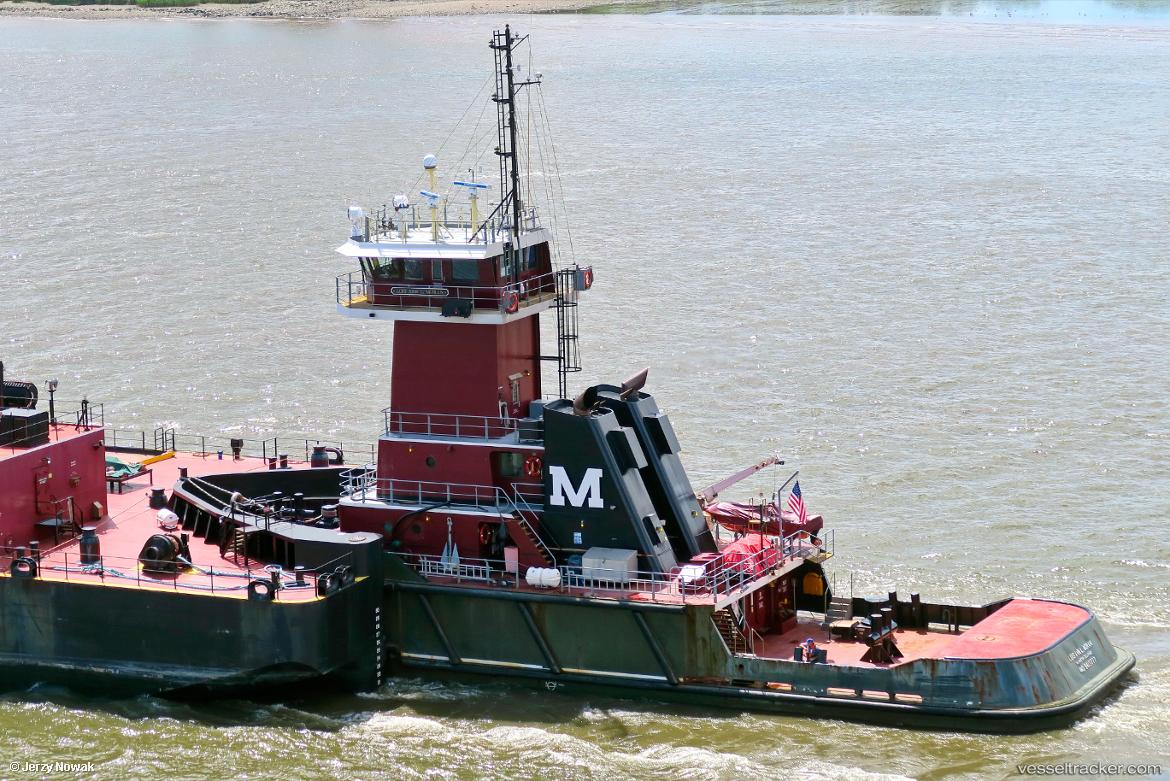 Lois-Ann-L-Moran - Pusher Tug