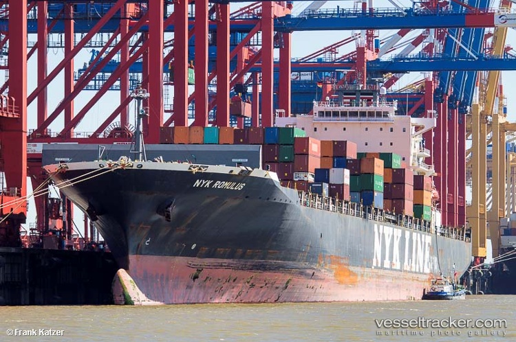 Nyk-Romulus - Container Ship vessel