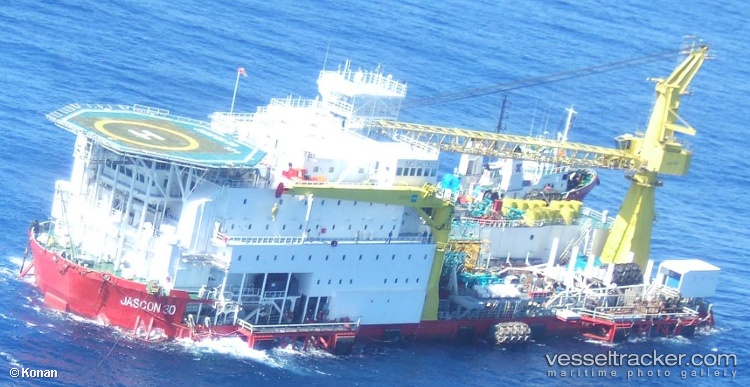 Telford-30 - Pipe Layer vessel